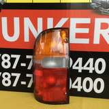 Foco Trasero izq Toyota Tacoma 95-00