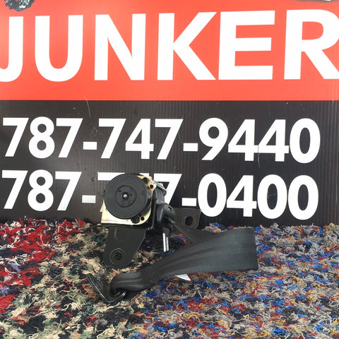 Cinturón der Mitsubishi Mirage 14-15