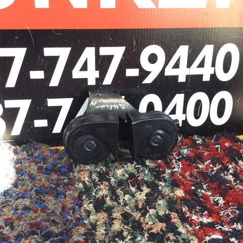 Bocina (Horn) Nissan Pathfinder 13-20