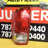 Foco Trasero izq Toyota Tacoma 16-17