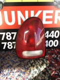 Foco Trasero izq Chrysler Town n Country/Voyager, Dodge Durango/Caravan 96-03