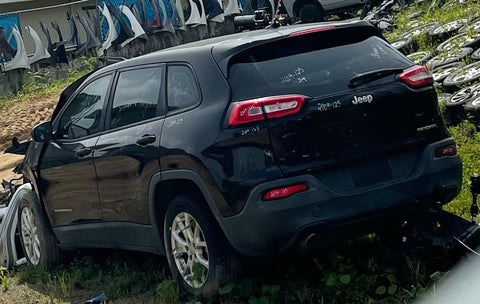 Compuerta Jeep Grand Cherokee Sport 2015