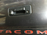 Compuerta Toyota Tacoma 16-22