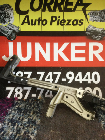 Cerradura del Bonete Toyota Corolla 14-18