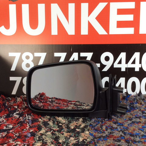Retrovisor izq Nissan Frontier 98-04