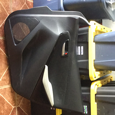 Paño de puerta der Toyota Yaris/Mazda 2, 16-18