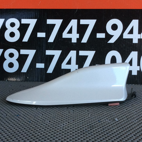 Antena Mitsubishi Outlander 08, 10, 12, 14, 18, 19