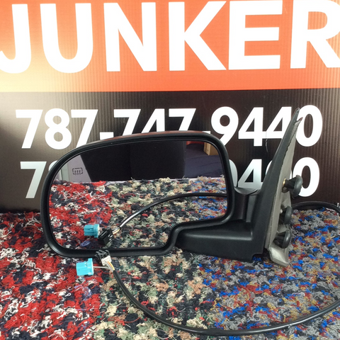 Retrovisor izq Chevrolet Avalanche/GMC Sierra 03-06