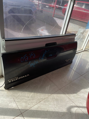 Compuerta trasera de Toyota Tacoma 05-15