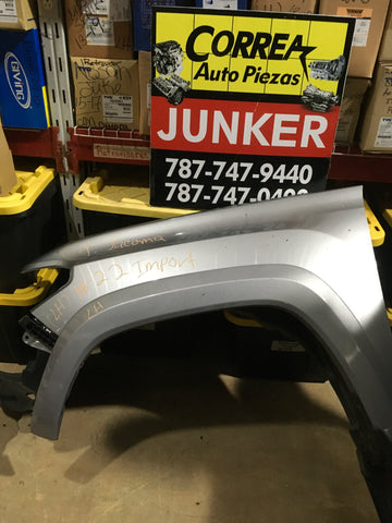 Guardalodo izq Toyota Tacoma 16-22