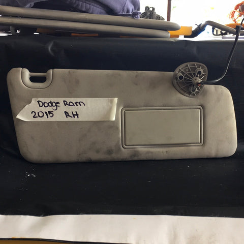 Visera Der. Dodge Ram 2015