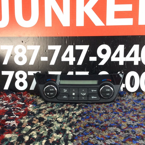 Careta Control de Aire Toyota Rav4 16-18