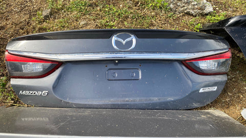 Tapa de Baúl Mazda 6 Sedan 14-17