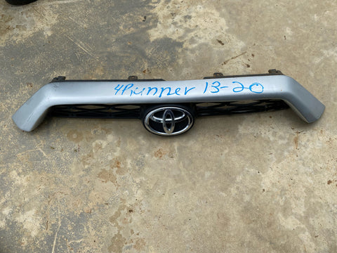Parrilla Toyota 4Runner 13-20