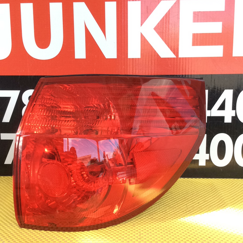 Foco Trasero der Toyota Sienna 06-10