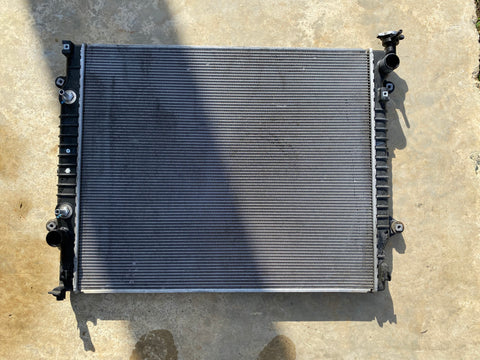 Radiador Toyota Tacoma 16-22