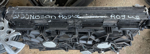 Abanicos/Radiador/Condensador Nissan Rogue 20-22