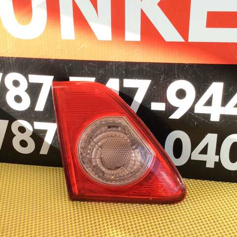 Foco Trasero de baúl izq Toyota Corolla Sedan 09-10