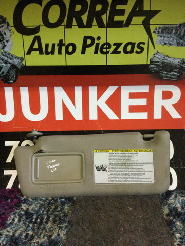 Visera Izq Toyota Tacoma 05-12