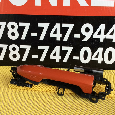 Handle izq Toyota Tacoma/Highlander 16-20