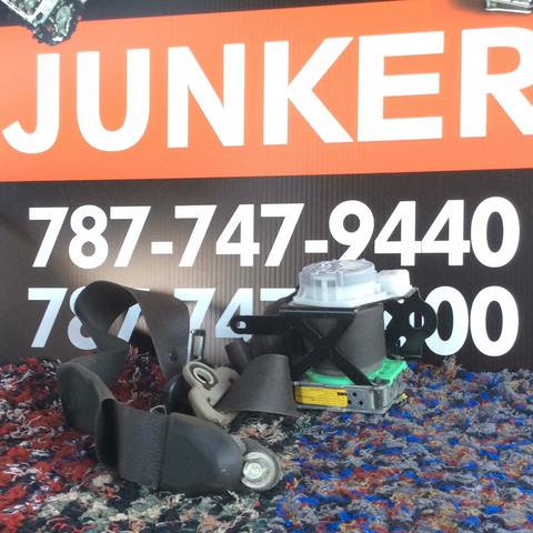 Cinturón izq Toyota Yaris 08-10, 15